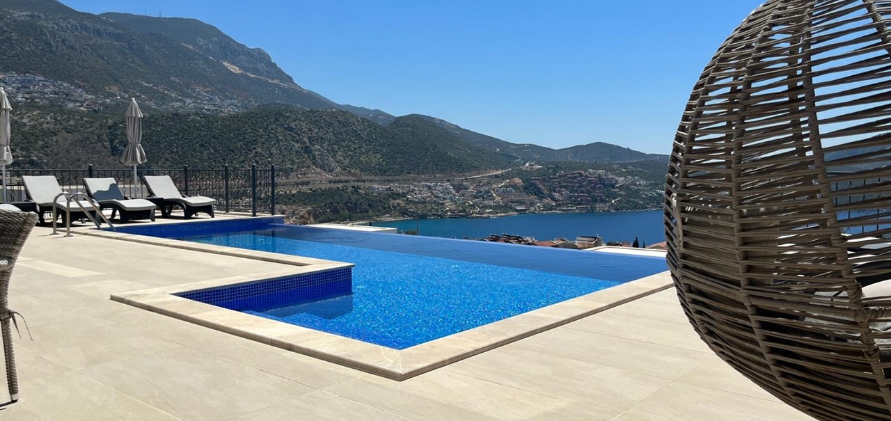 TOSCA CROPPED POOL FOR WEBSITE