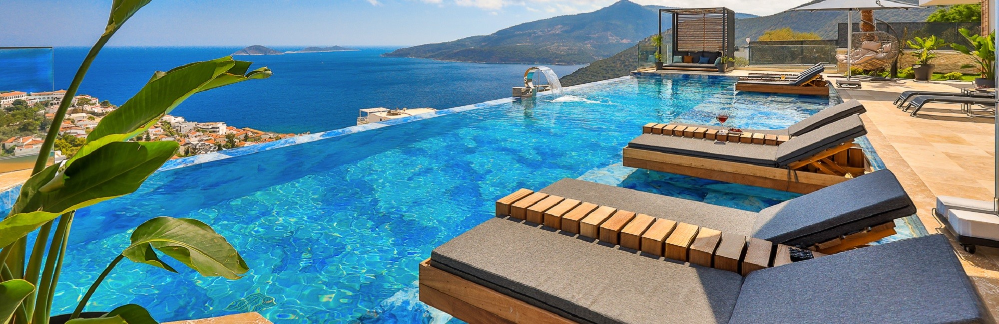 Villa Royal Life