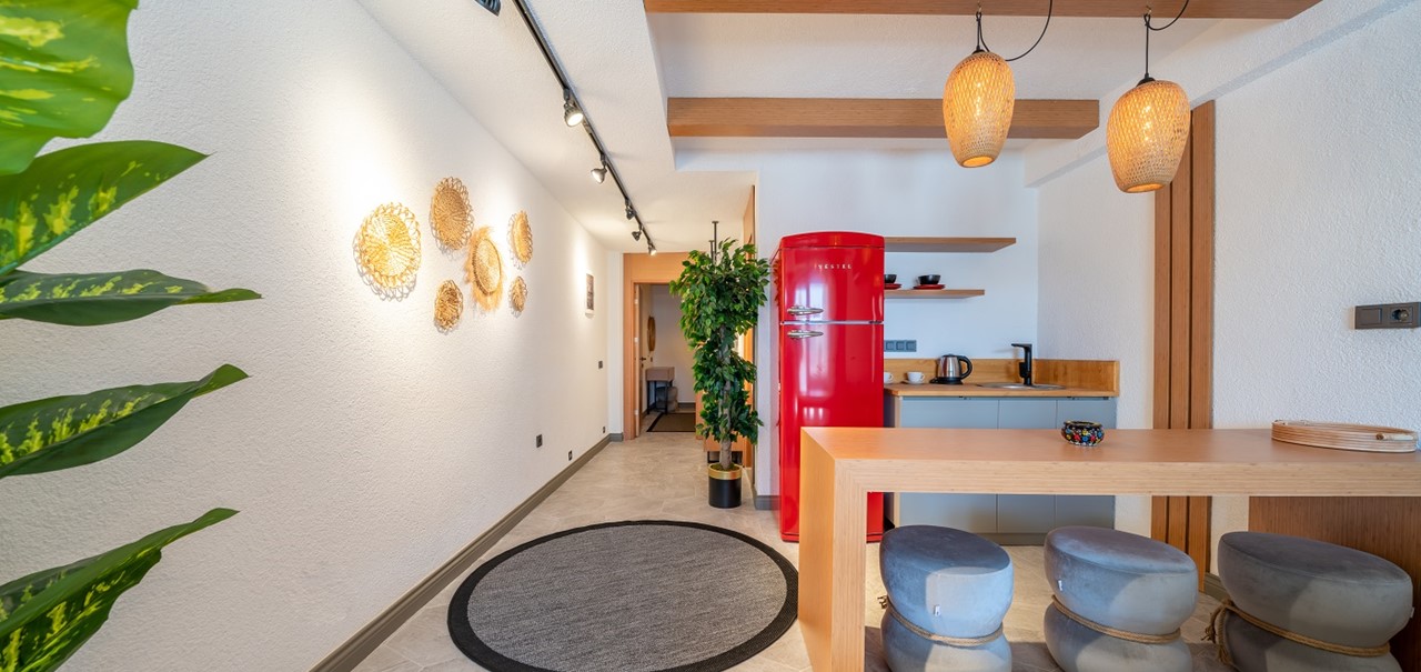 LUPIA SUITES ROOM 101 1