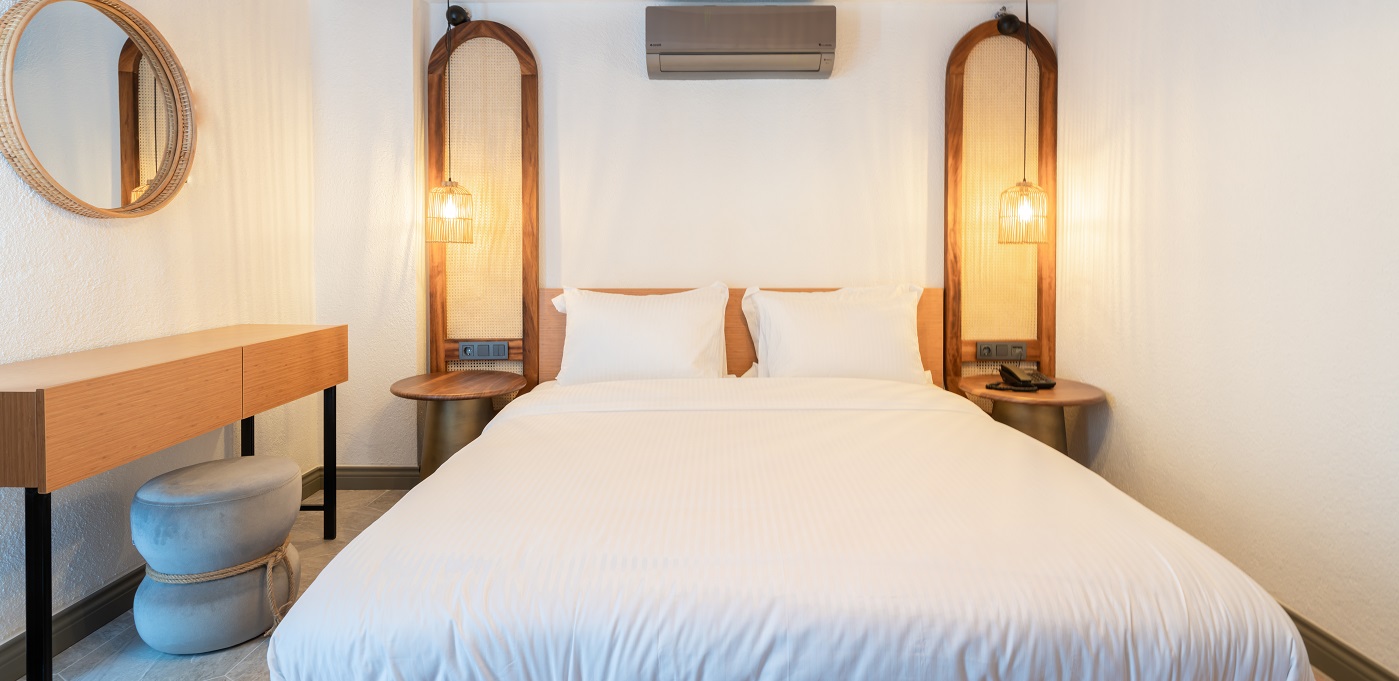 LUPIA SUITES ROOM 201 4