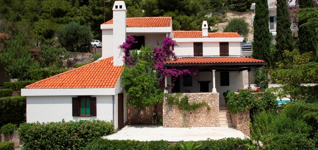 Villa Skalinada 16