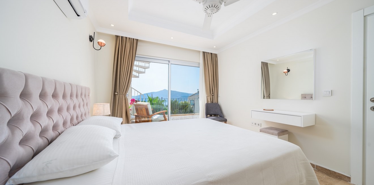 Aqua Marine Apartment 2