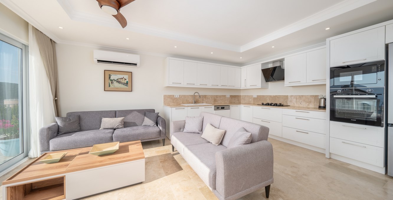 Aqua Marine Apartment 4