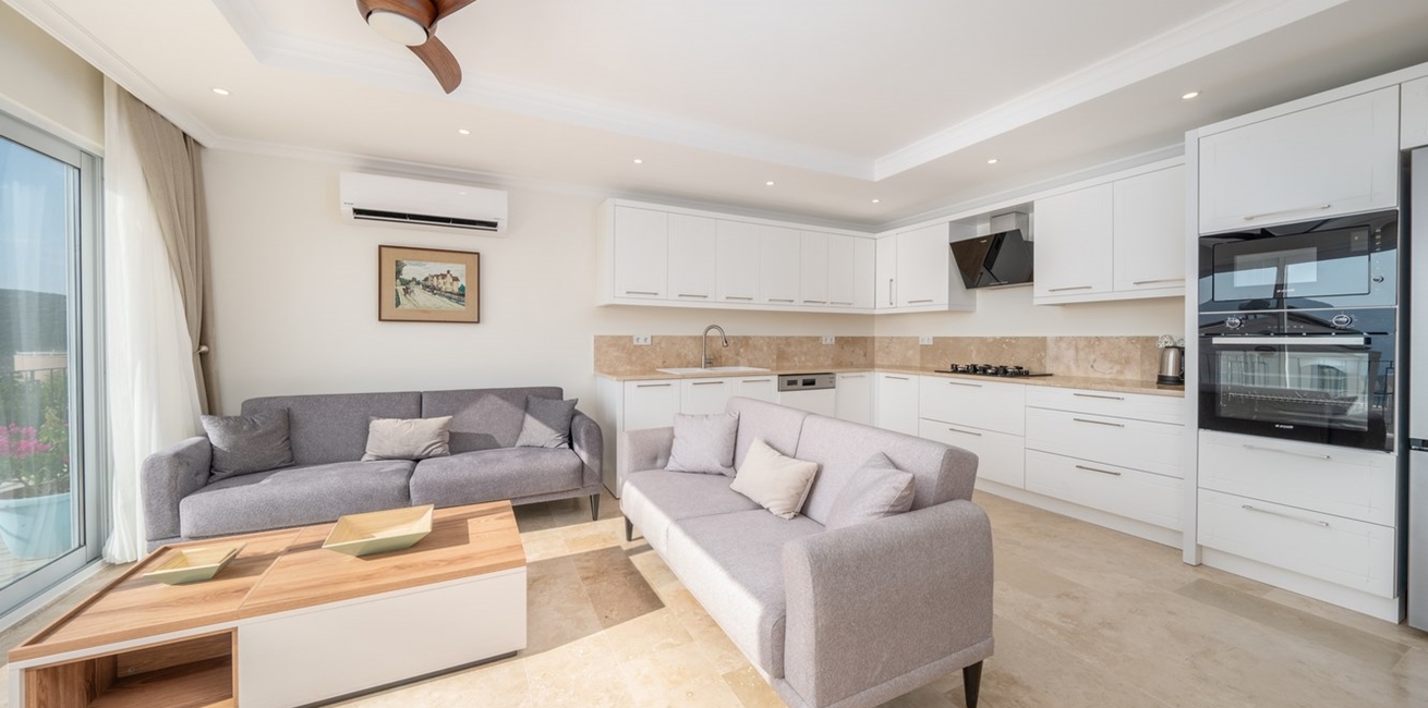 Aqua Marine Apartment 4