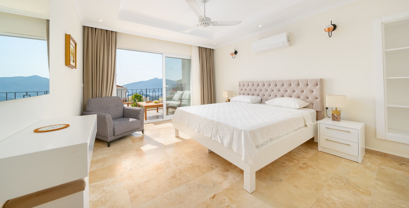 Aqua Marine Apartment 7