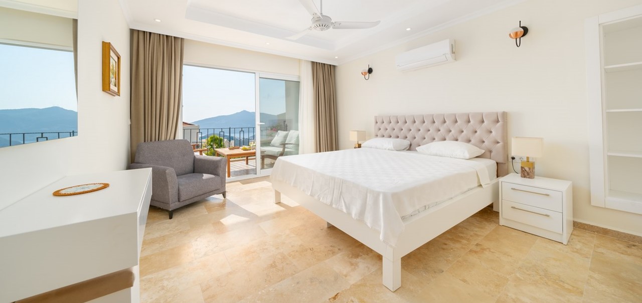 Aqua Marine Apartment 7