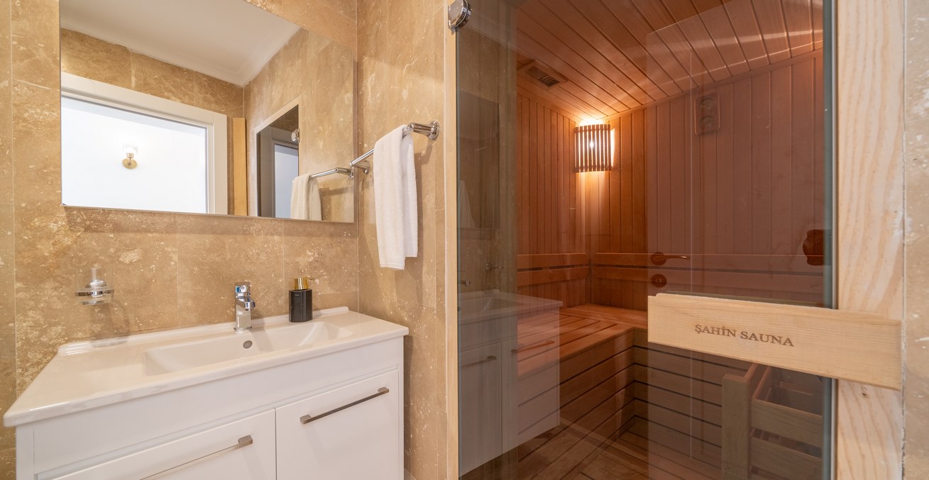 Aqua Marine Apartment 9