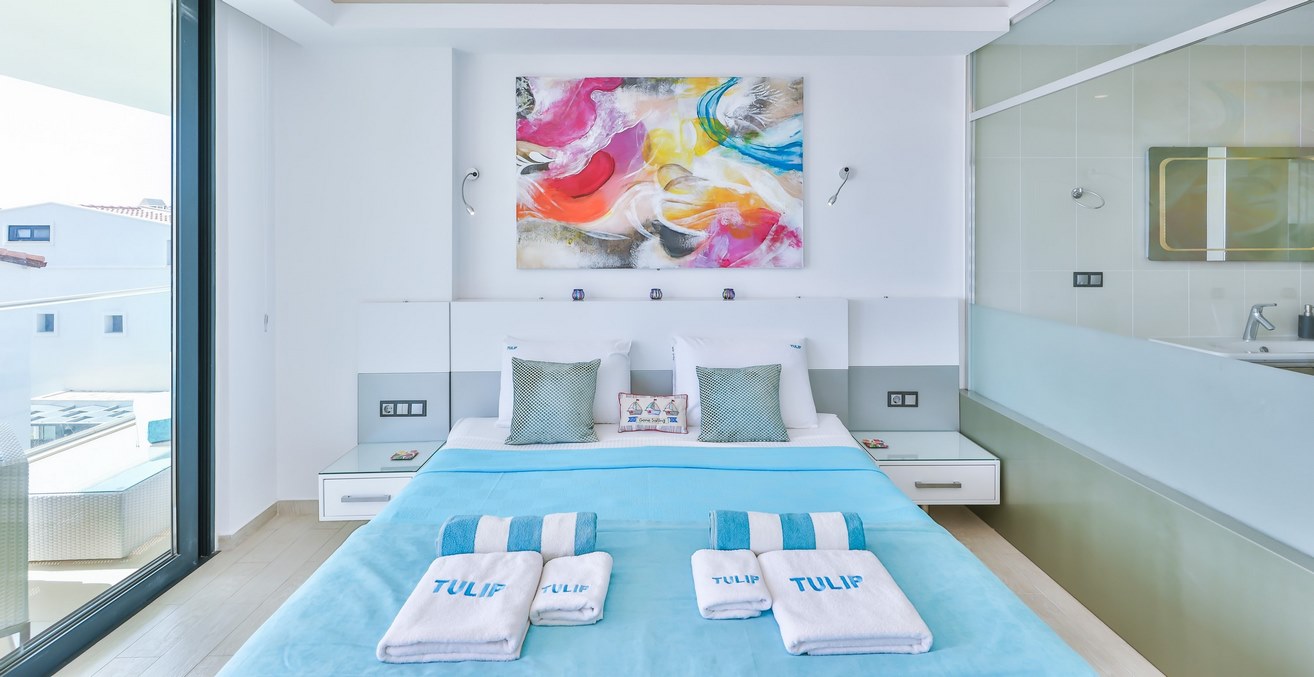 Bed 1 From Foot Of The Bed