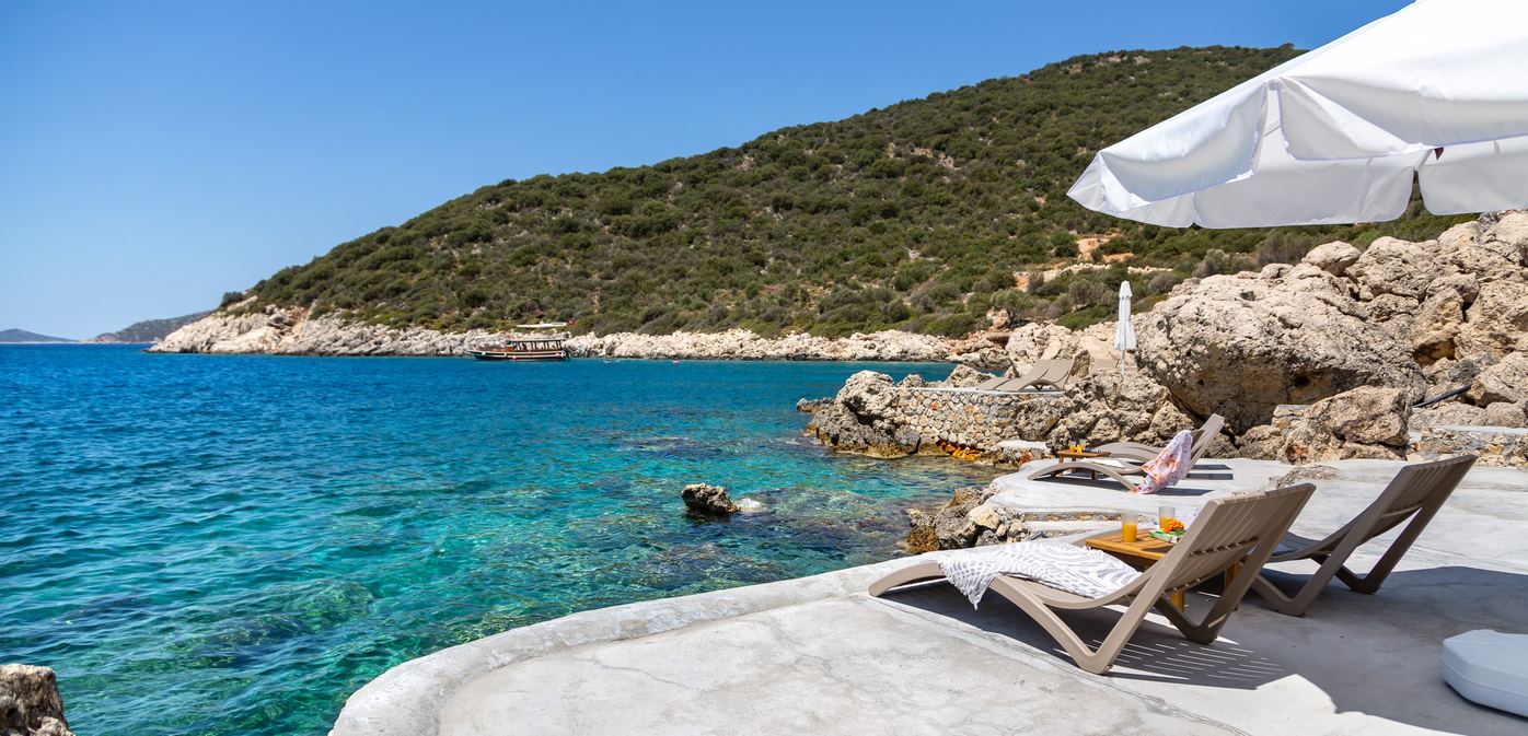 Waters Edge Villas Bathing Platforms 2