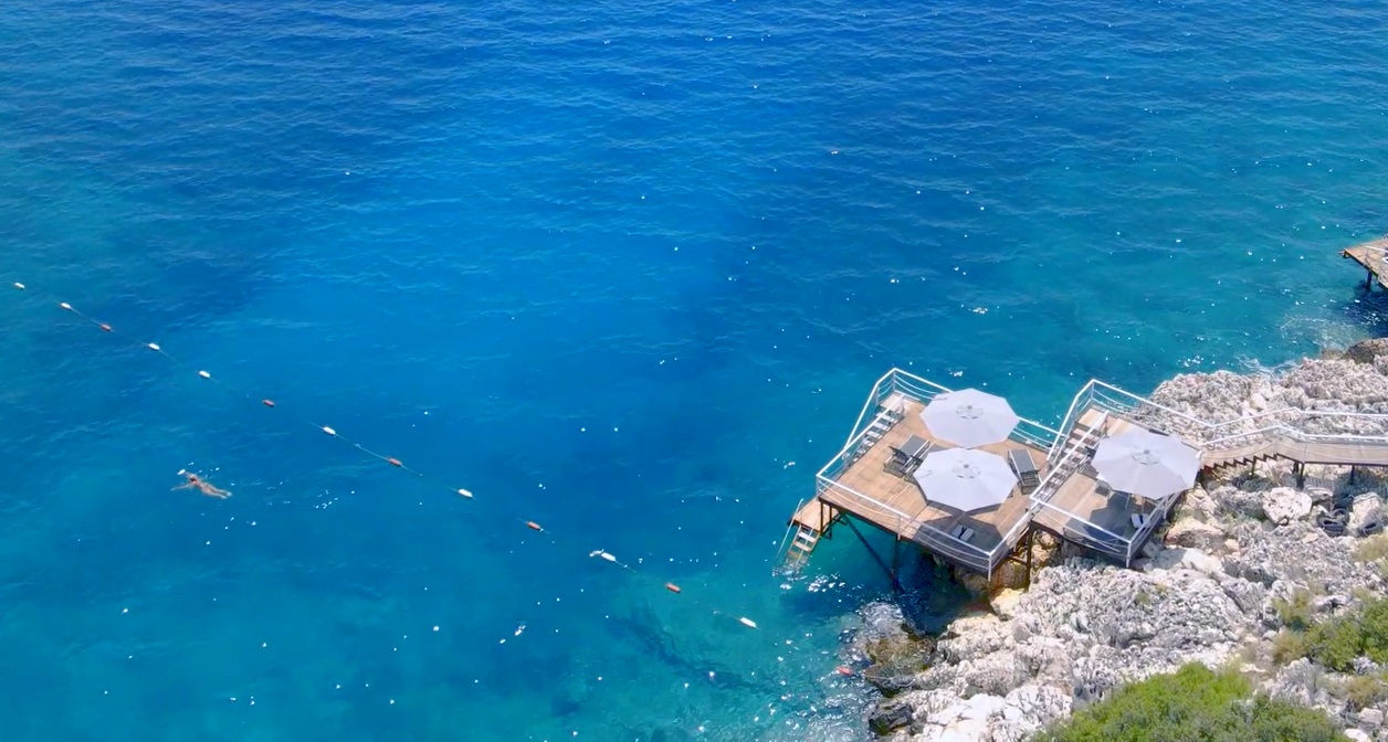 The Boat House Platform2