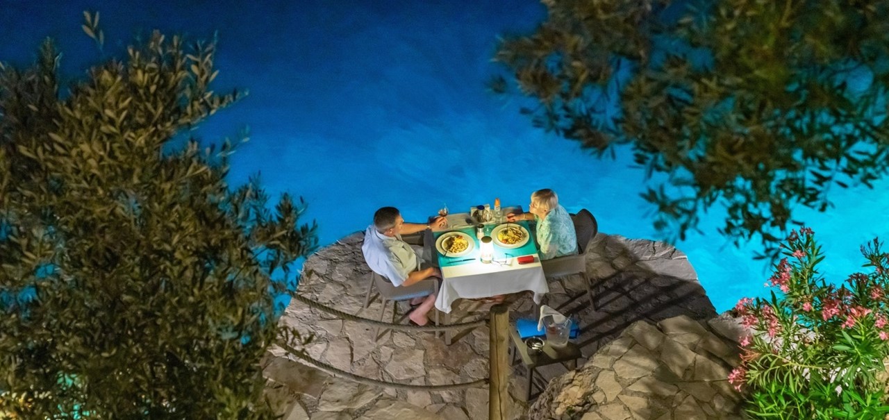 Waterside Evening Dining