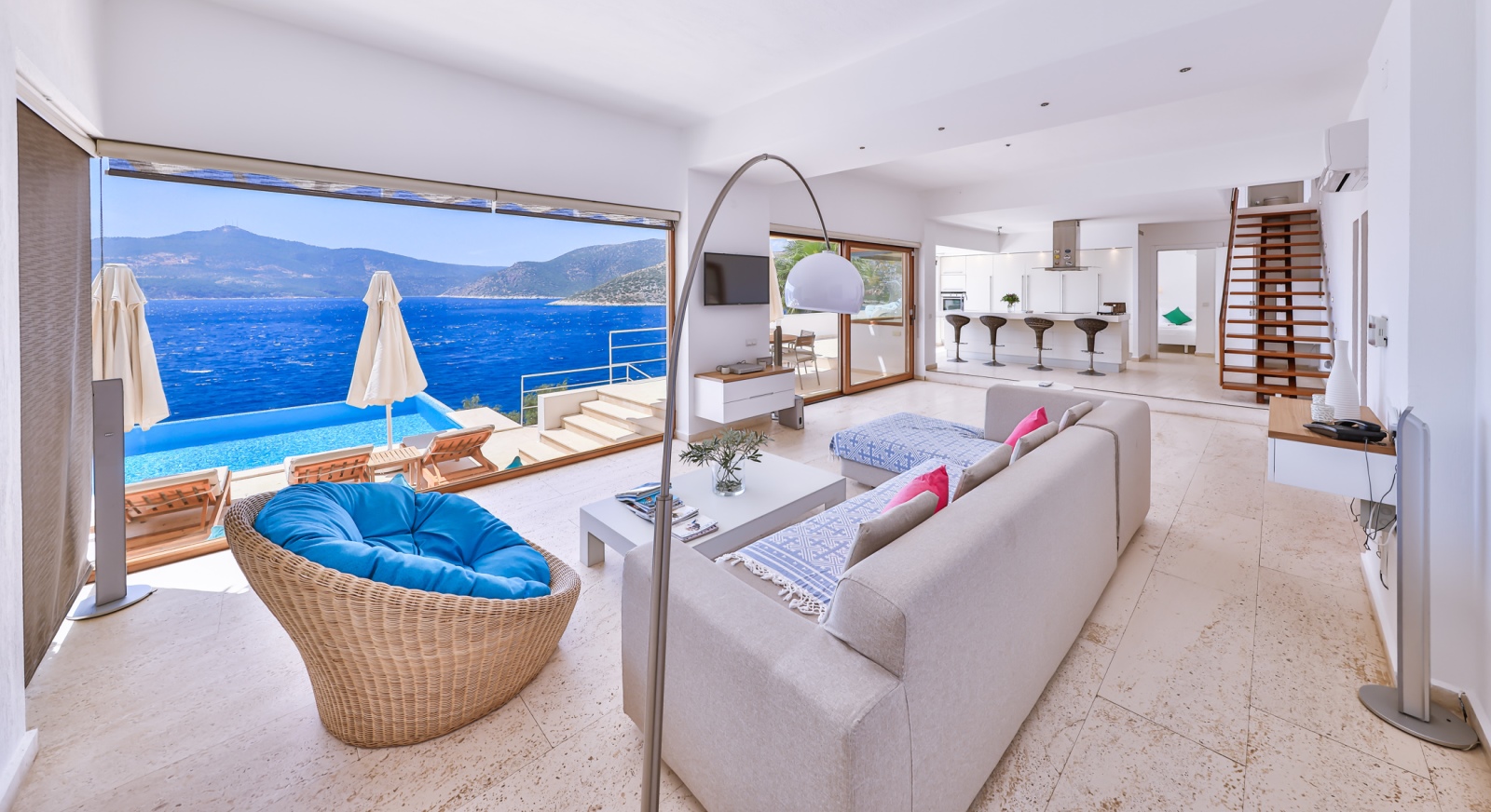 Ying And Yang Villa Mahal 8