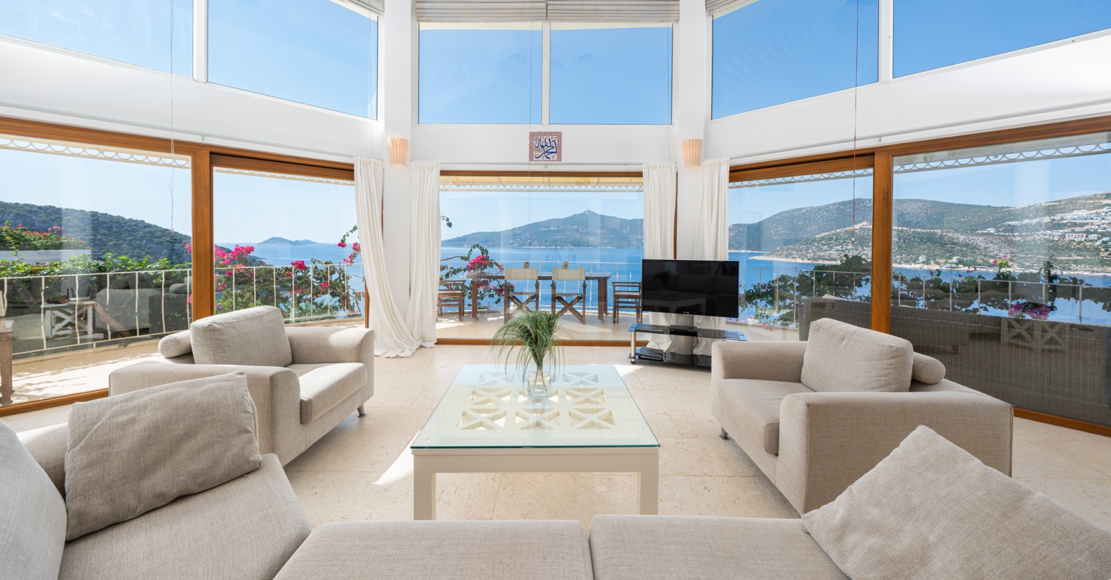 Villa Ruya The Turquoise Collection 6