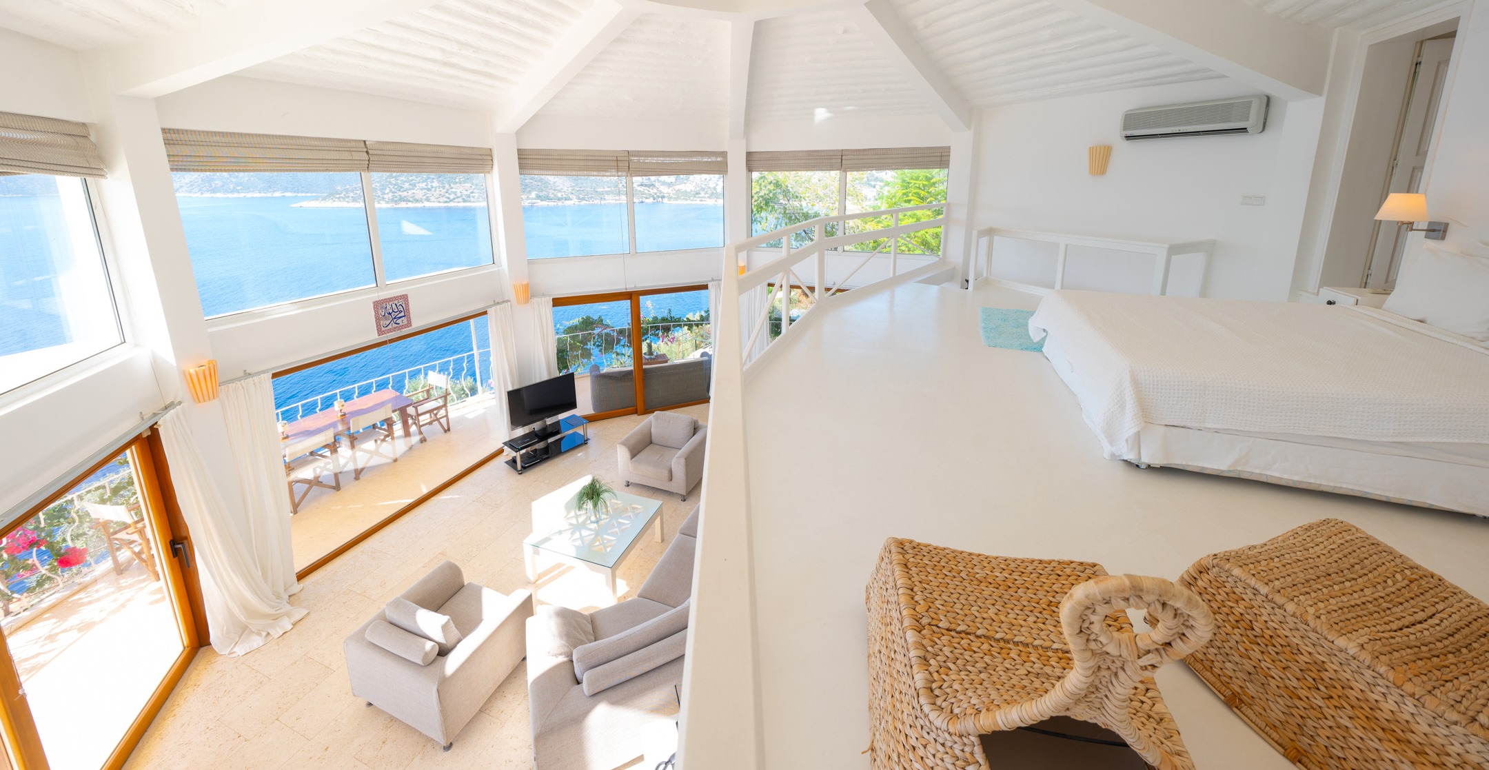 Villa Ruya The Turquoise Collection 1