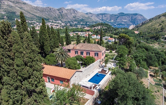 Villa Fani, 5 bedroom villa in Mlini, Croatia