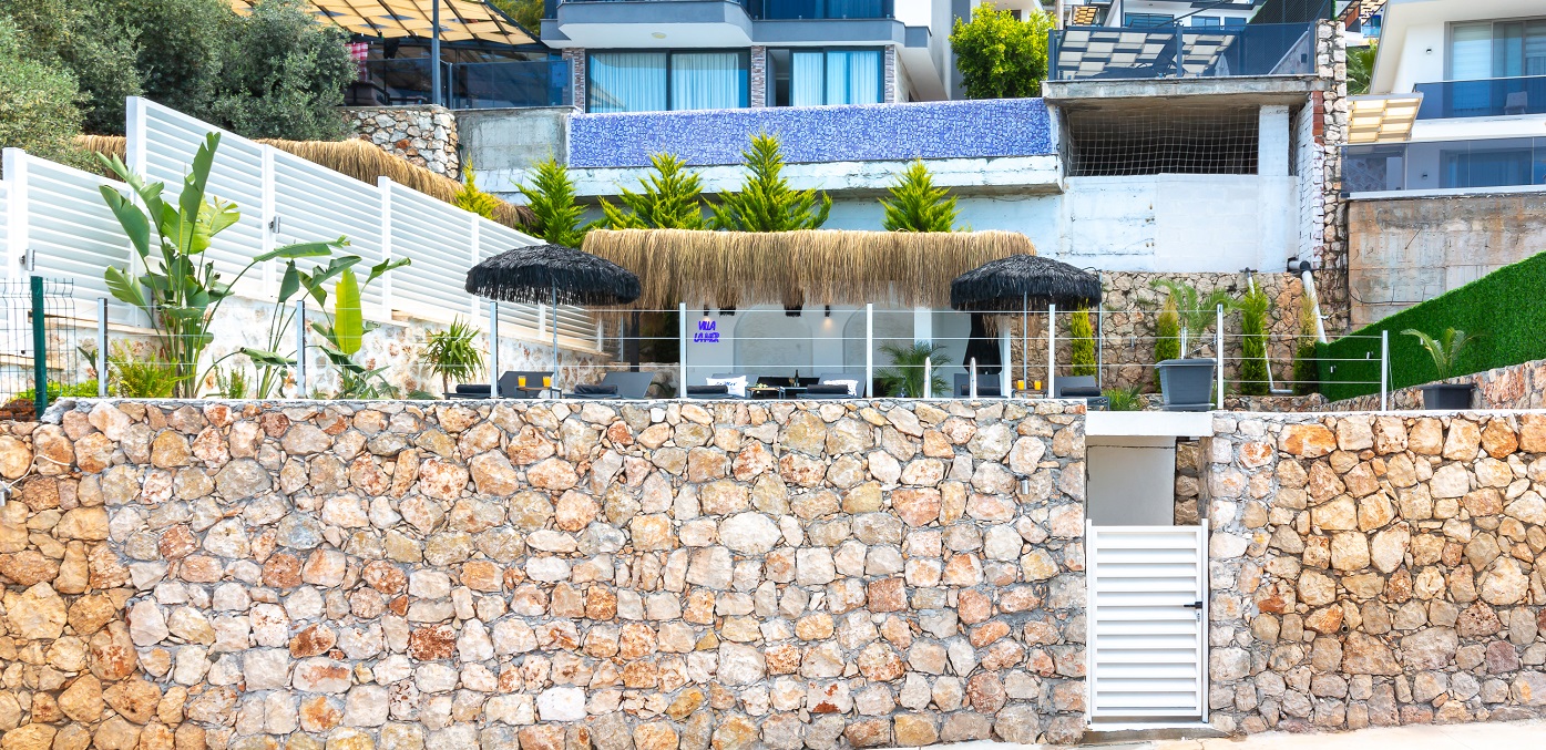 La Mer Comfort Suite Havuz 13