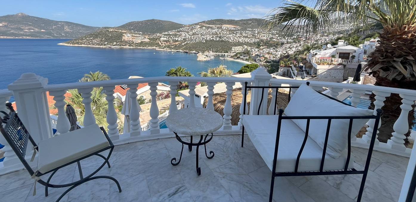 Int 9 Balcony Accessed From Master Bedroom 