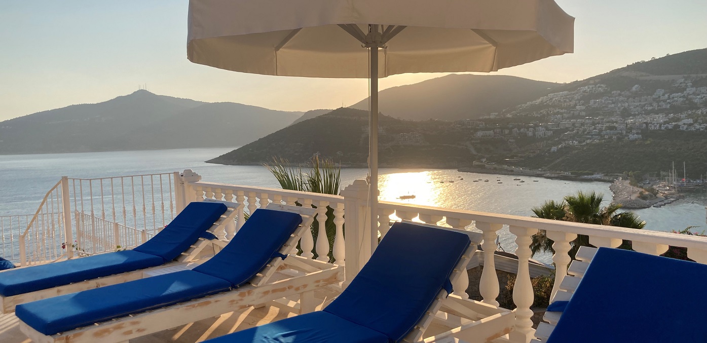 VK7 Poolside Sun Beds 