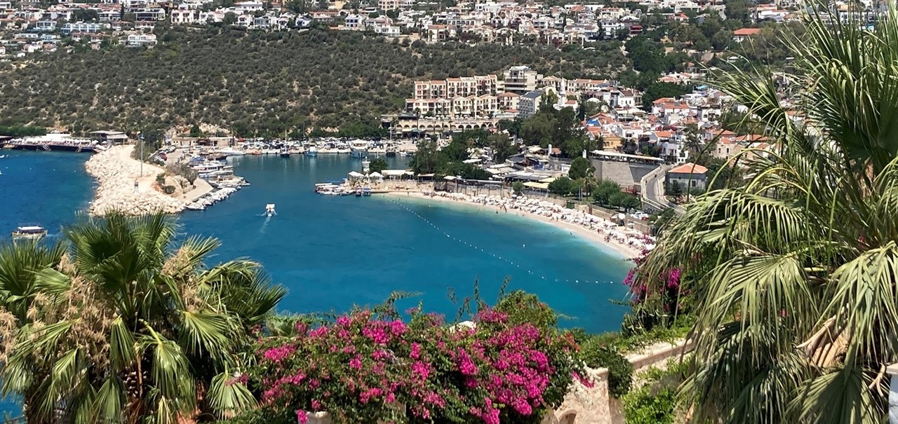 VK12 Harbour View From The Patio