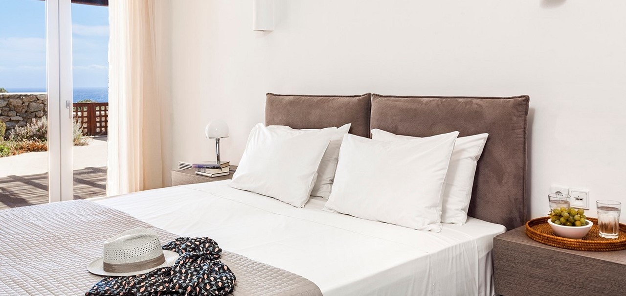 B2CE2A13 AA5C 4160 8FDD B23E58F30F8F