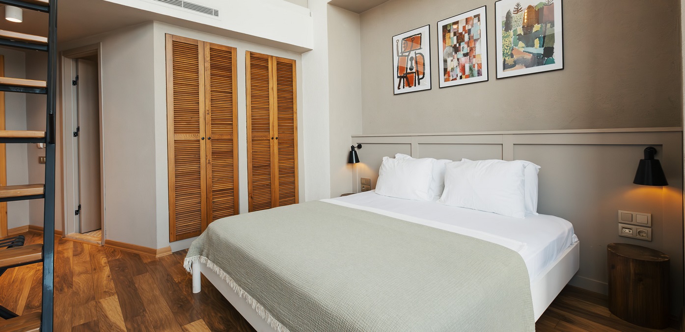 Loft Jacuzzi Room Boho Garden Hotel 4