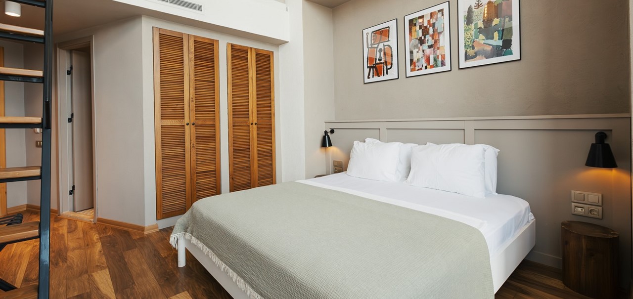 Loft Jacuzzi Room Boho Garden Hotel 4