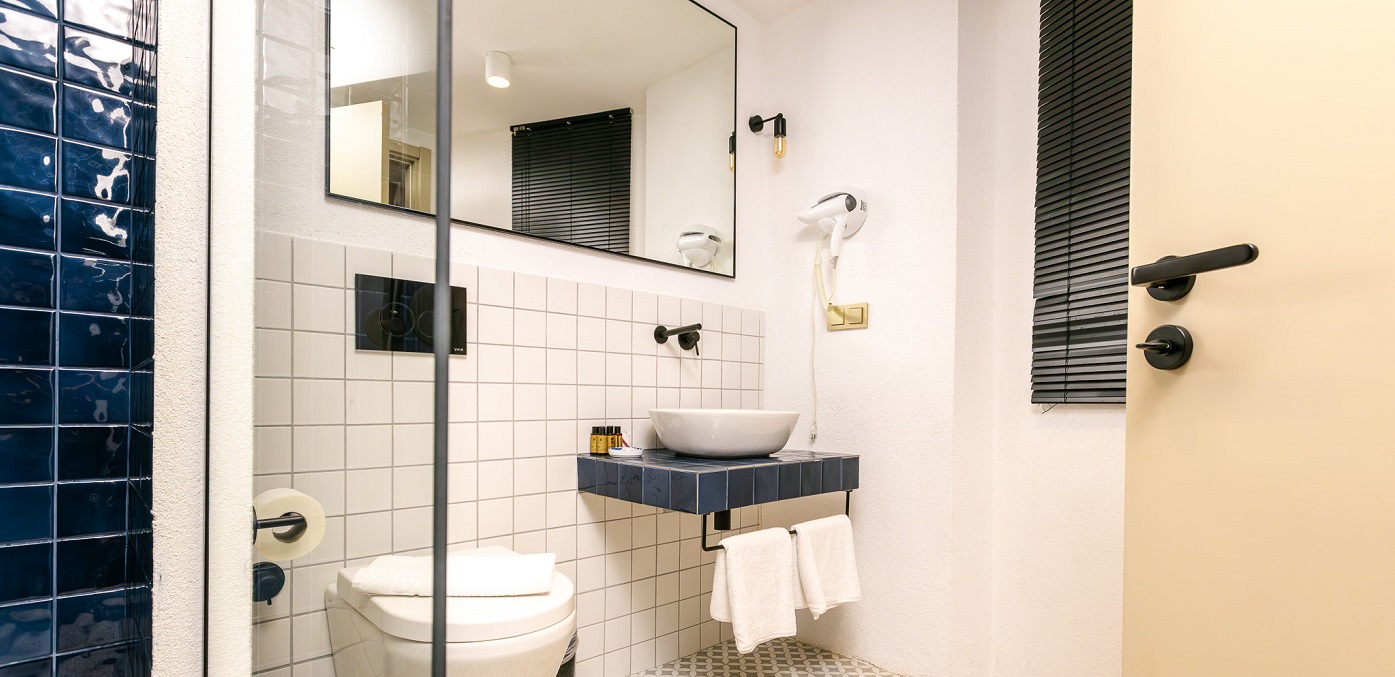 Patio Room Boho Garden Hotel 4