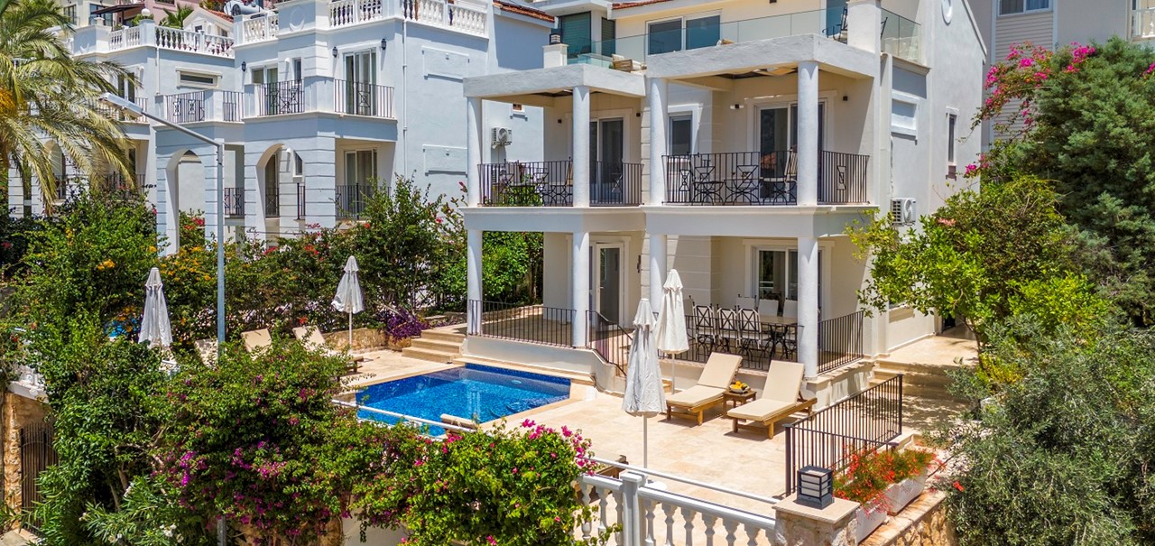 Aysel Kalamar Kalkan 27