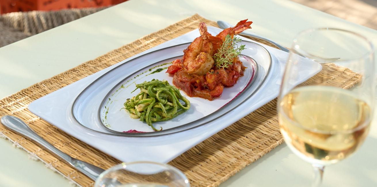 Inara Dining 10
