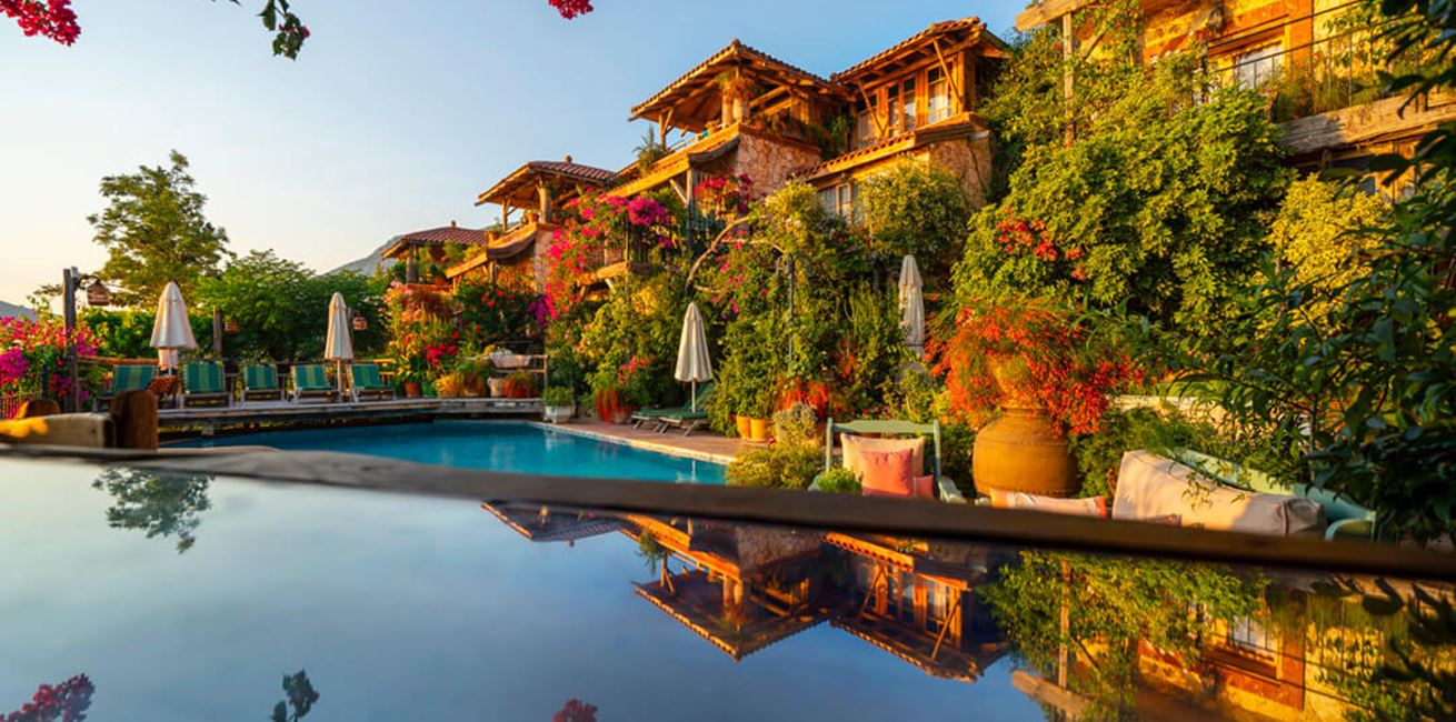 Fidanka Hotel From Front