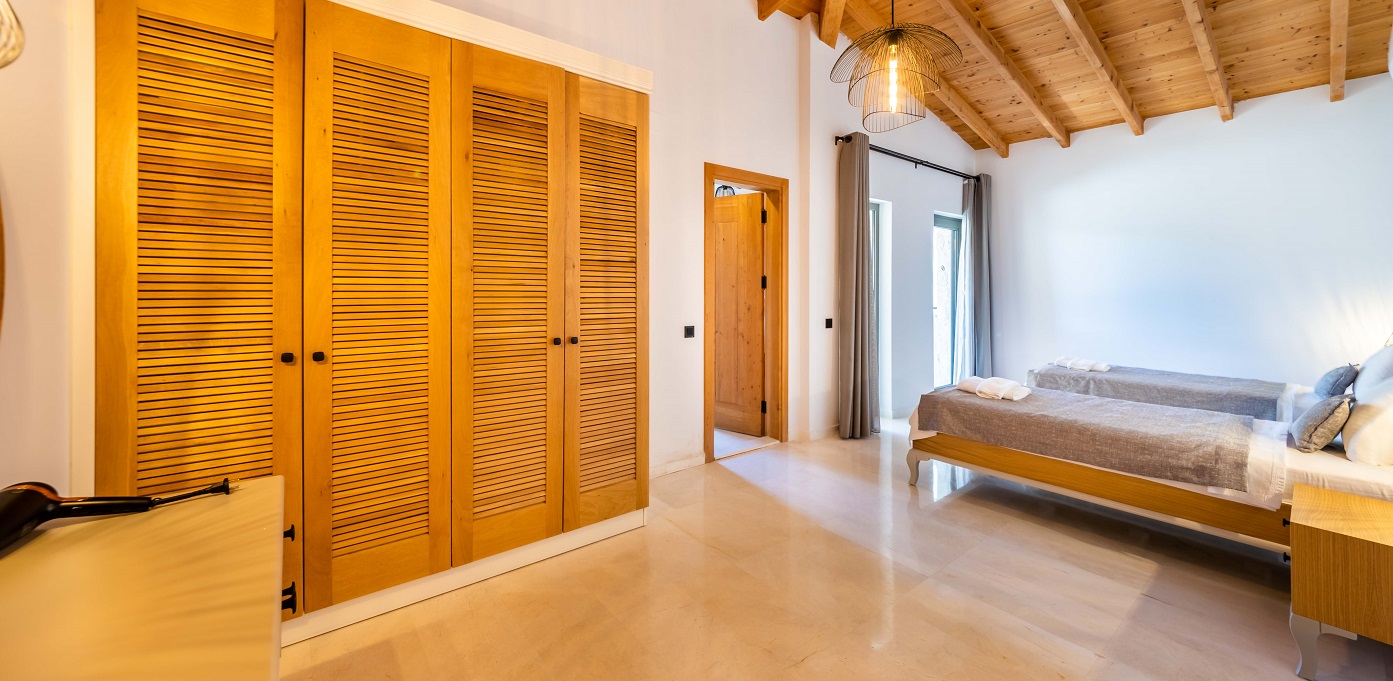 The Waters Edge Kalamar Kalkan 9