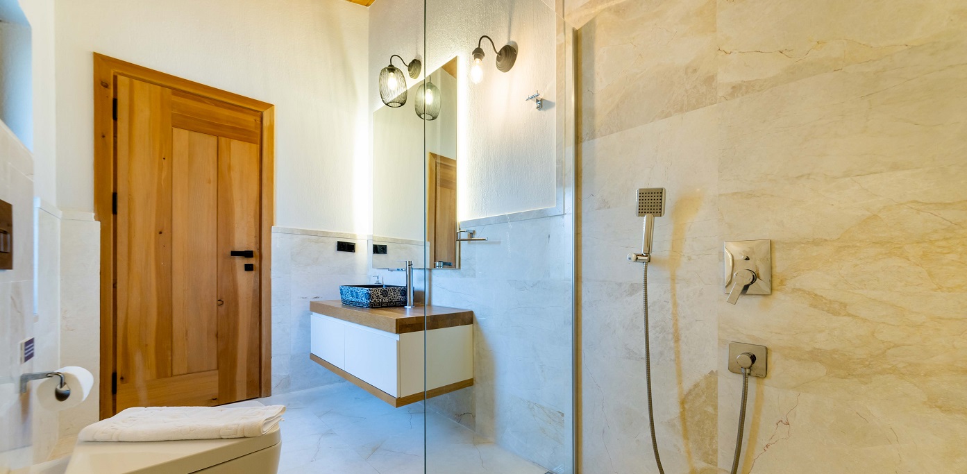 The Waters Edge Kalamar Kalkan 15