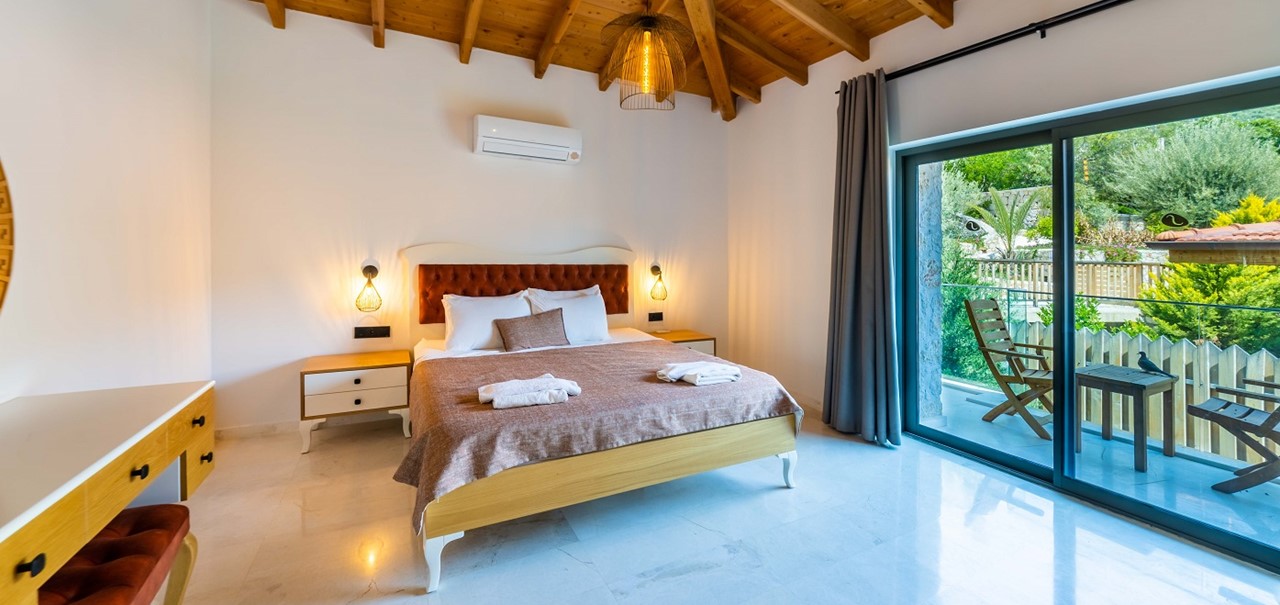 The Waters Edge Kalamar Kalkan 17