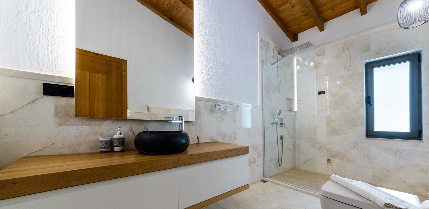 The Waters Edge Kalamar Kalkan 20