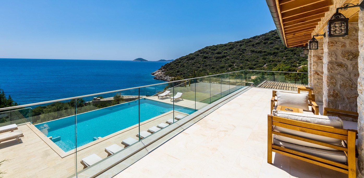 The Waters Edge Kalamar Kalkan 21