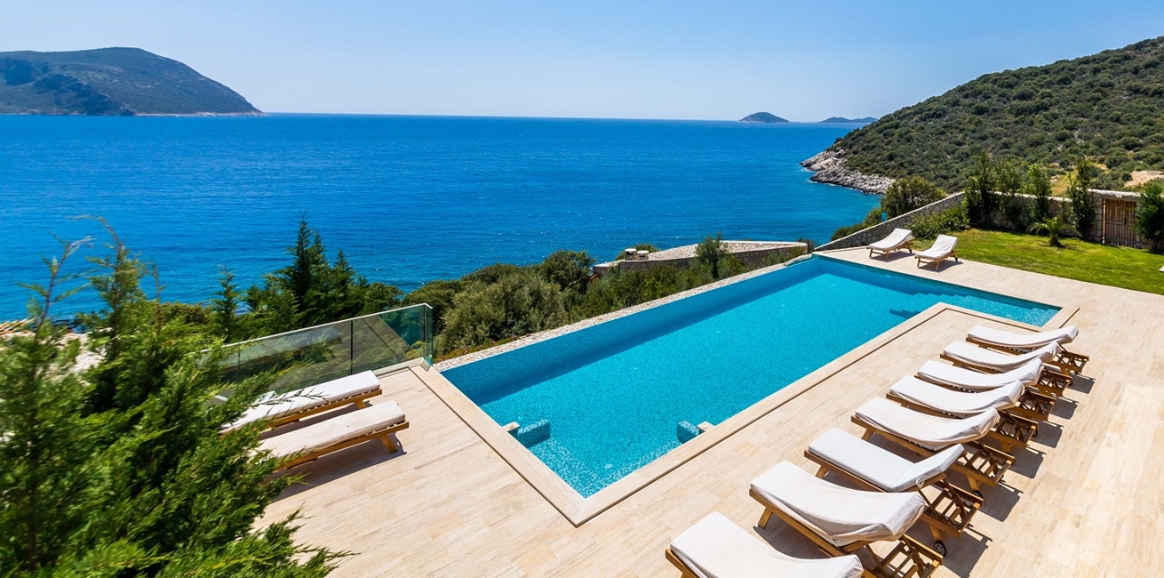 The Waters Edge Kalamar Kalkan 22