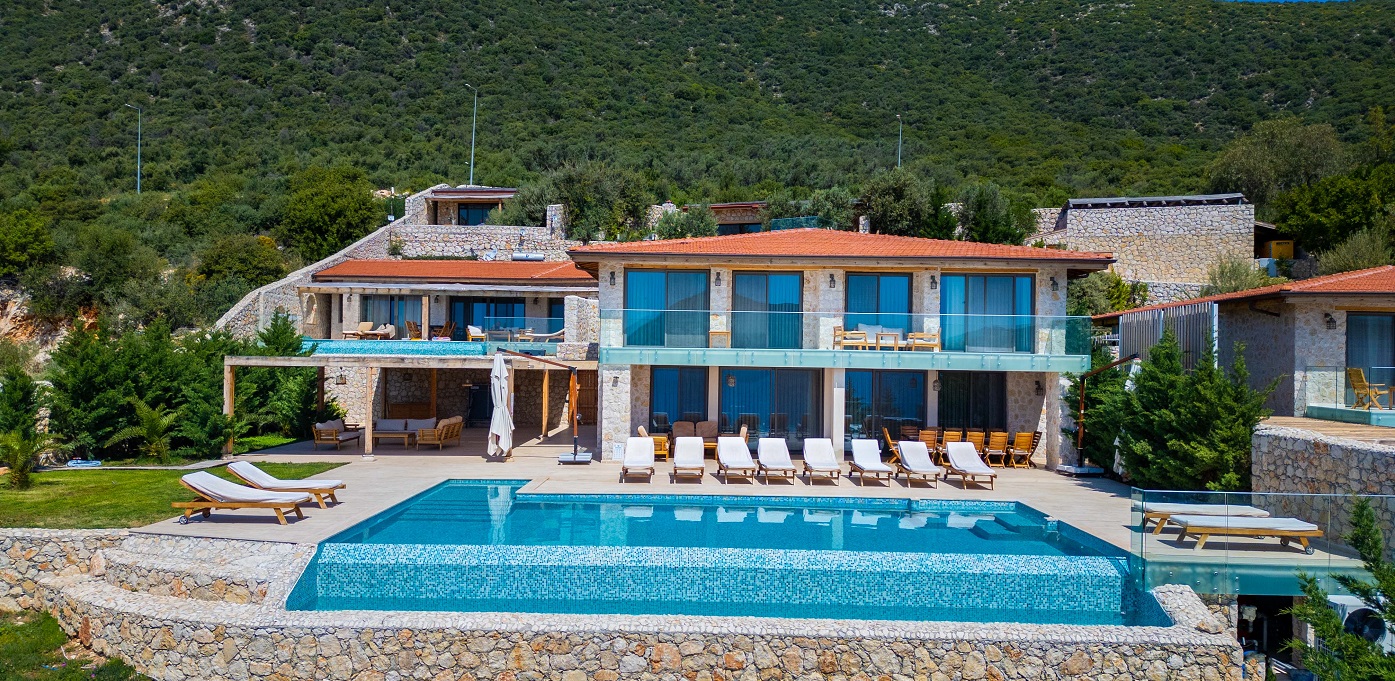 The Waters Edge Kalamar Kalkan 25