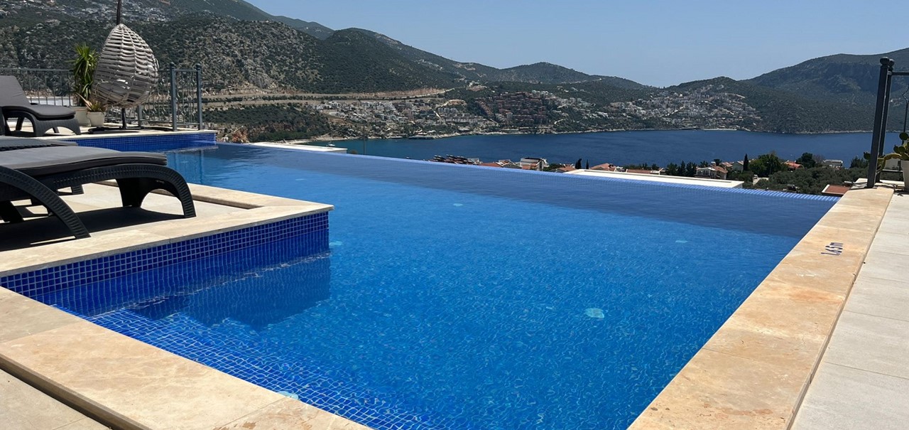 Villa Tosca Pool View