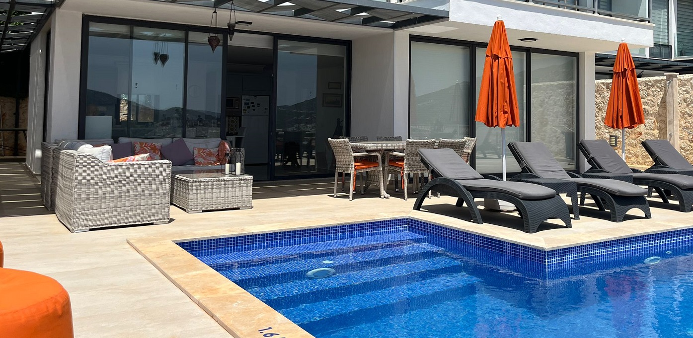 Villa Tosca Pool Area