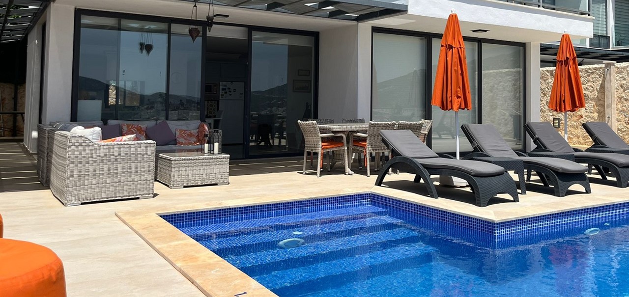 Villa Tosca Pool Area