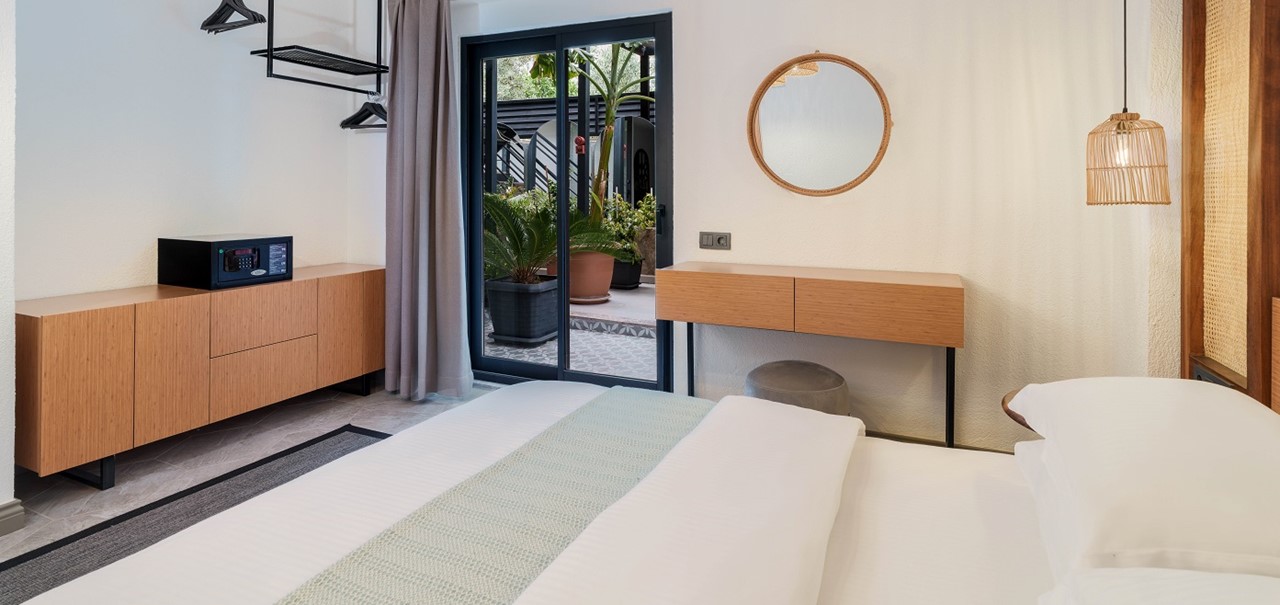 Comfort Partial Sea View Room Lupia Suites Kalkan 4