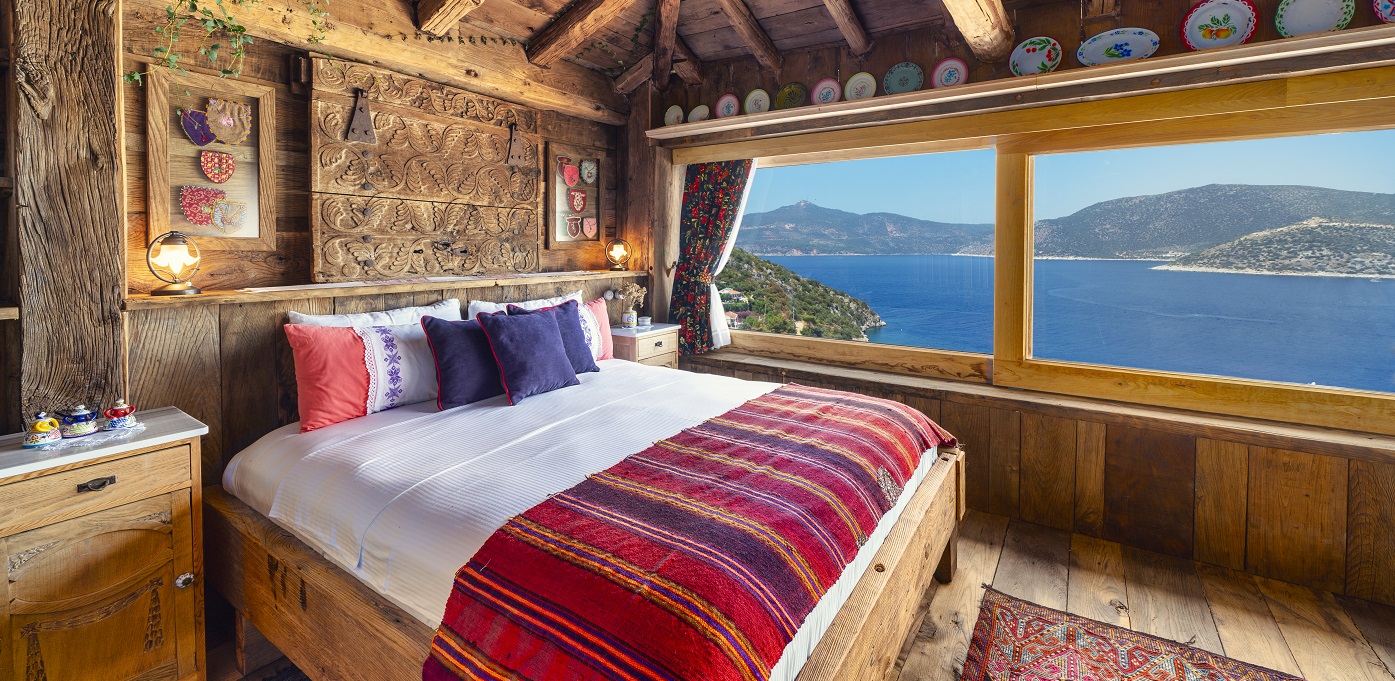 Premium Suite With Jacuzzi Fidanka 1