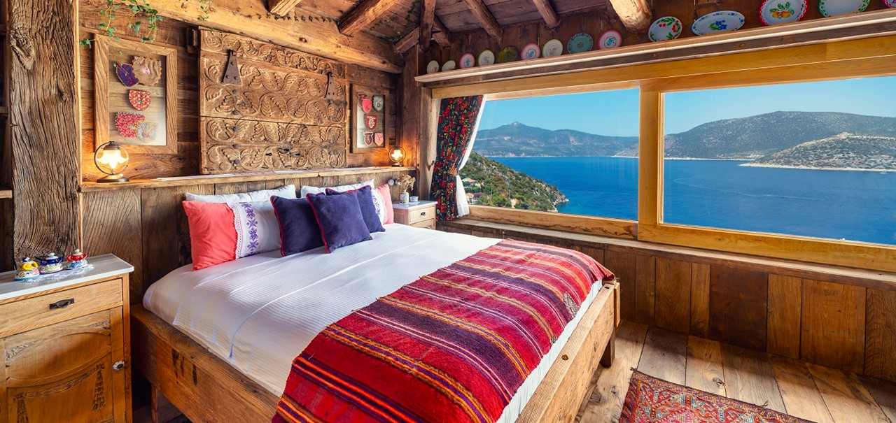 Premium Suite With Jacuzzi Fidanka 1