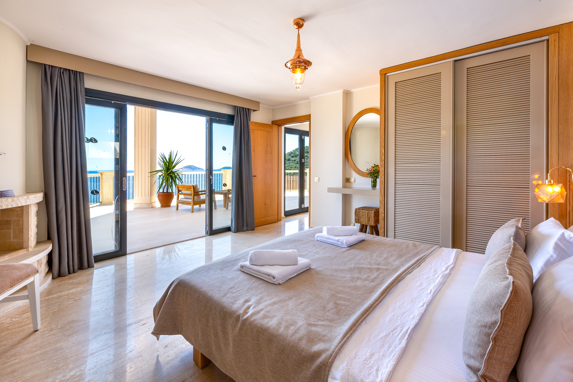 Villa Guney Exclusive Kalkan Double Bedroom With Sea View