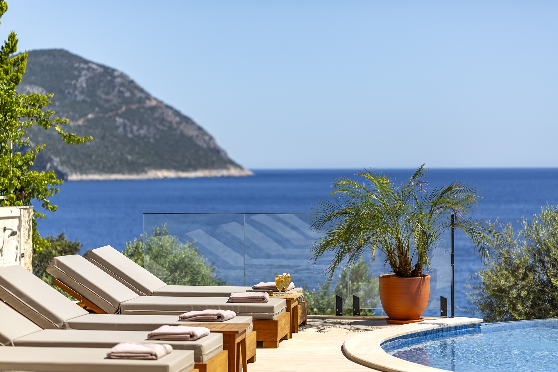 Villa Guney Exclusive Kalkan Pool Terrace With Sunloungers