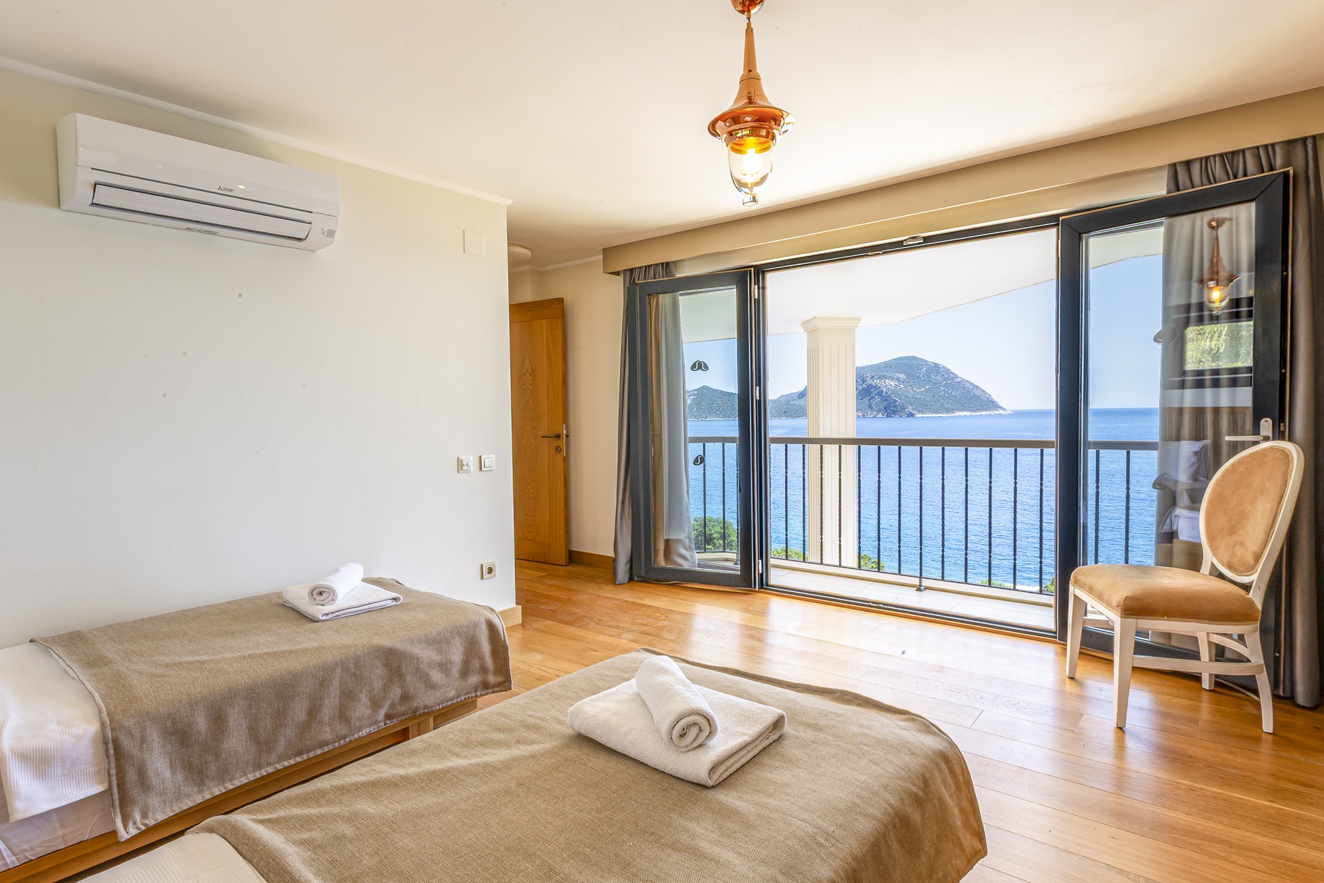 Villa Guney Exclusive Kalkan Twin Bedroom With Balcony