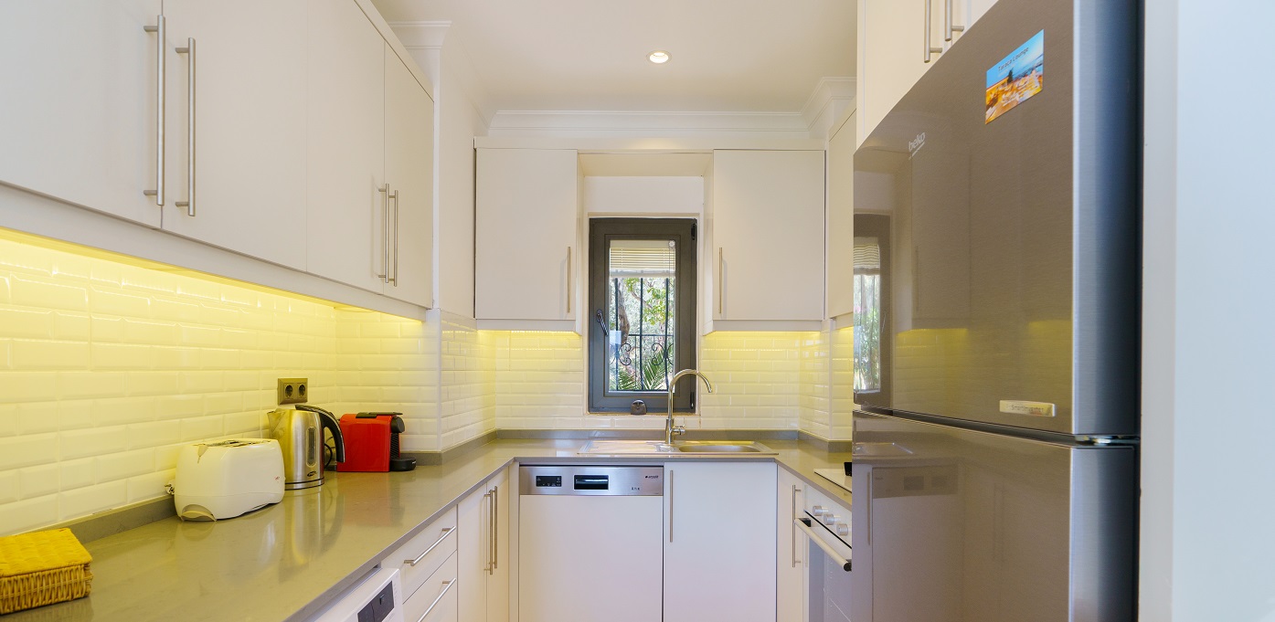 Villa Vista Mare 1F Kitchen01