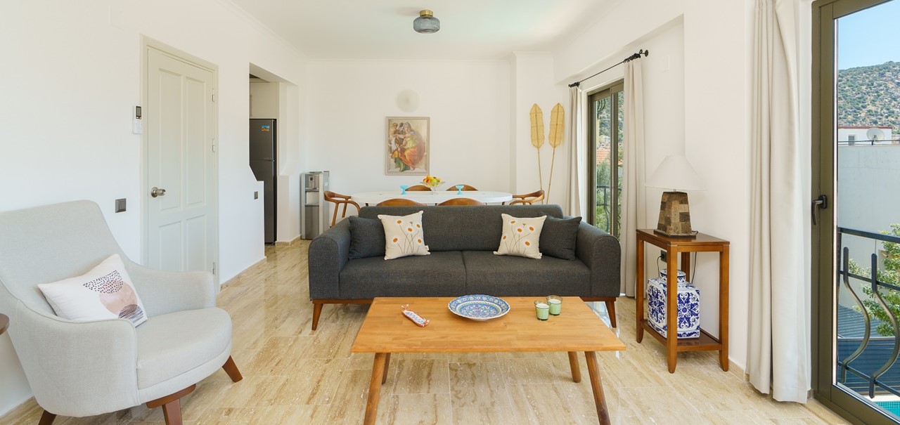 Villa Vista Mare 1F Livingroom03