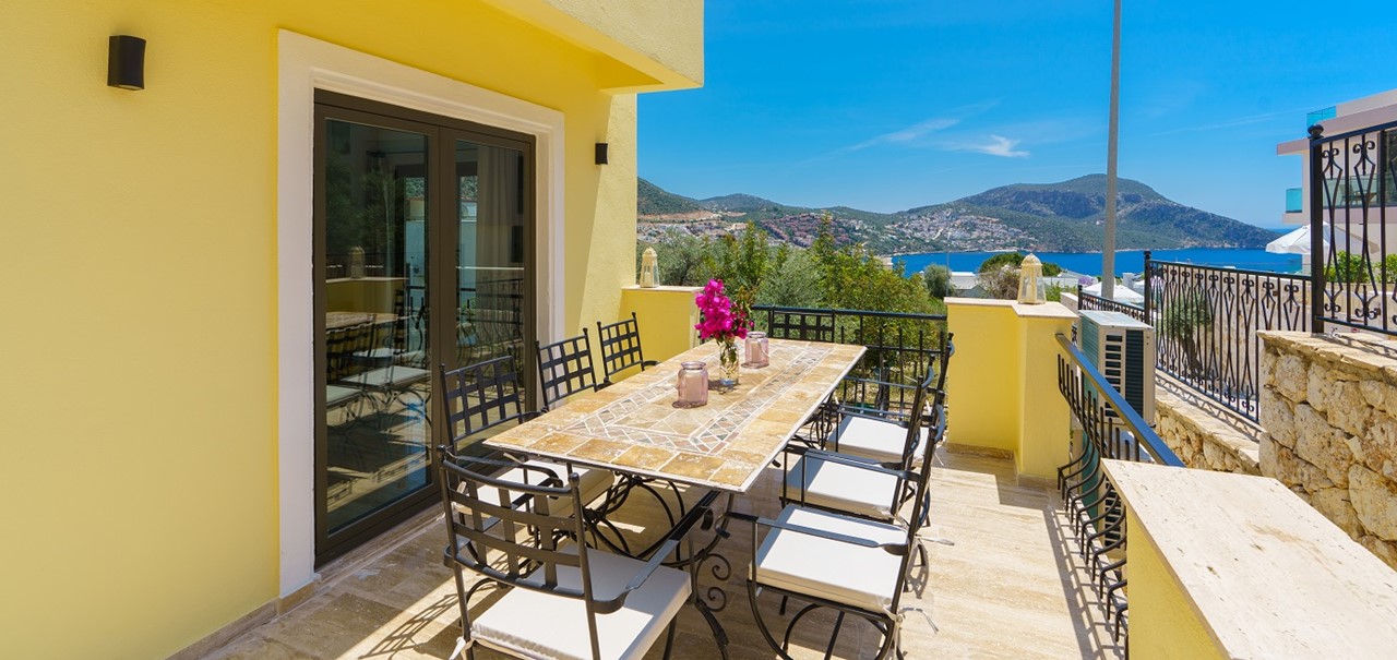 Villa Vista Mare 1F Terrace01