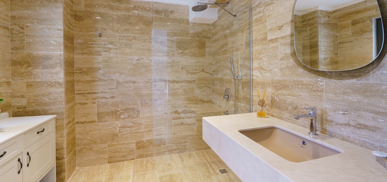 Villa Vista Mare 2F Bathroom01